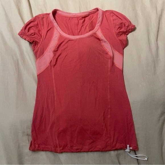 Lululemon Pink Revitalize Tech Short Sleeve Tee Size 6 - Picture 1 of 7